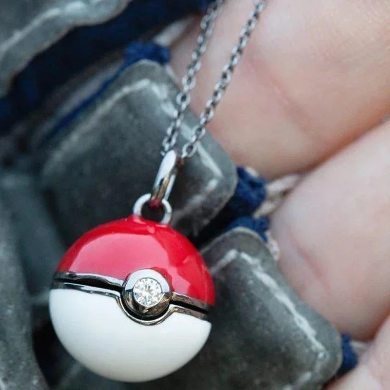 Collana Poke Ball Figura Pokem - Pokeball Cosplay Prop recensione e prezzo