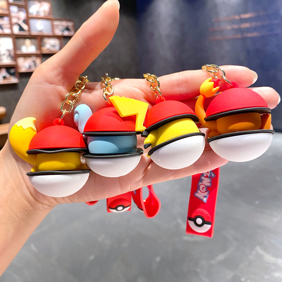 Portachiavi Pikachu Poké Ball  - Pokeball Cosplay Prop recensione e prezzo