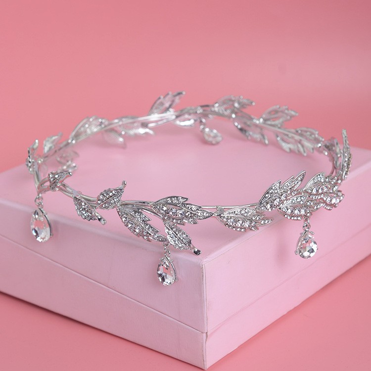 Cristallo di lusso Corona Da S - Aerith Cosplay Prop recensione e prezzo