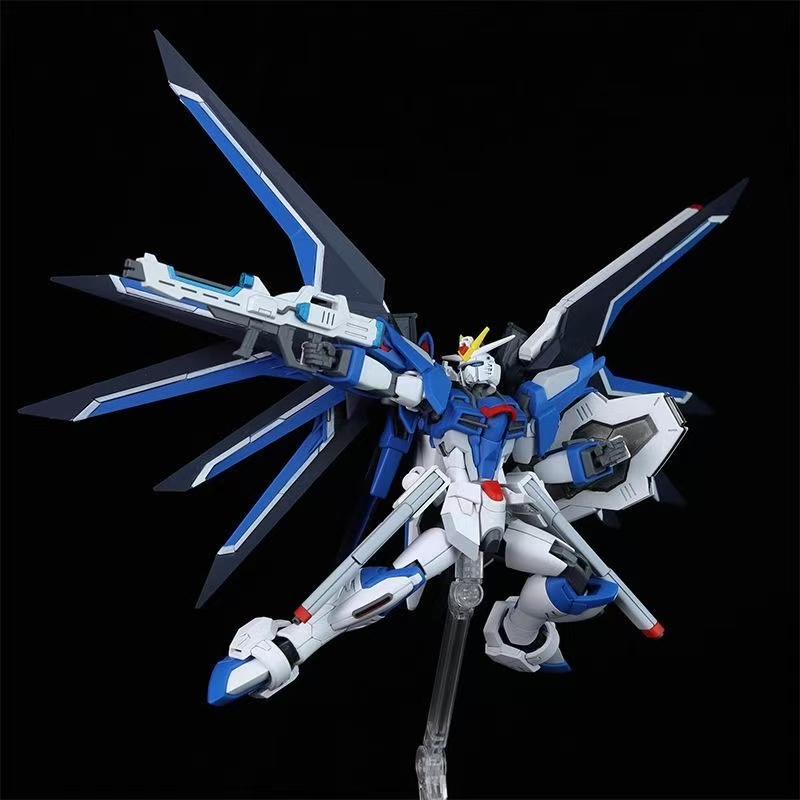 HG STTS-909 Rising Freedom Gun - Bandai Gundam Hg recensione e prezzo