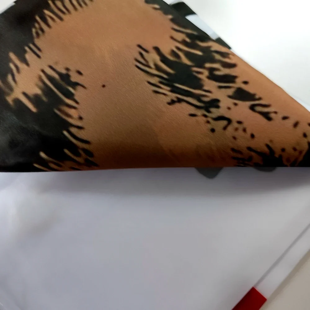 Nuova bandiera della Repubblic - Fallout Cosplay Prop recensione e prezzo